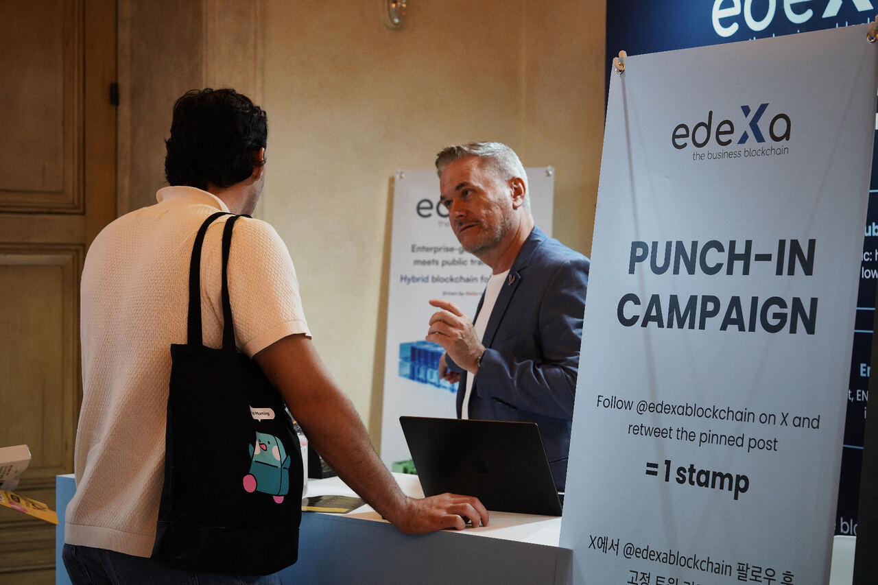 Conversation at the edeXa Punch-In Campaign stand